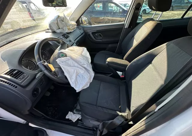 SKODA Fabia 1.6 TDI DPF Elegance