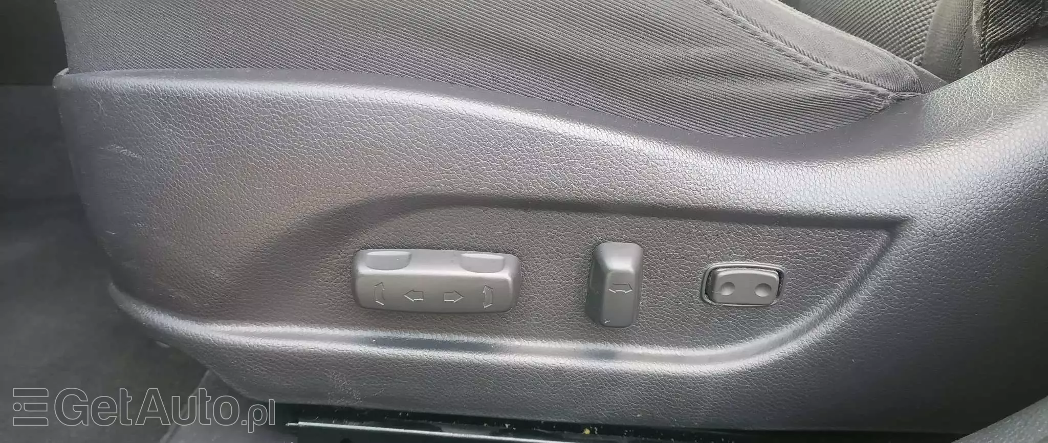 HYUNDAI I40 1.7 CRDi BlueDrive Business DCT