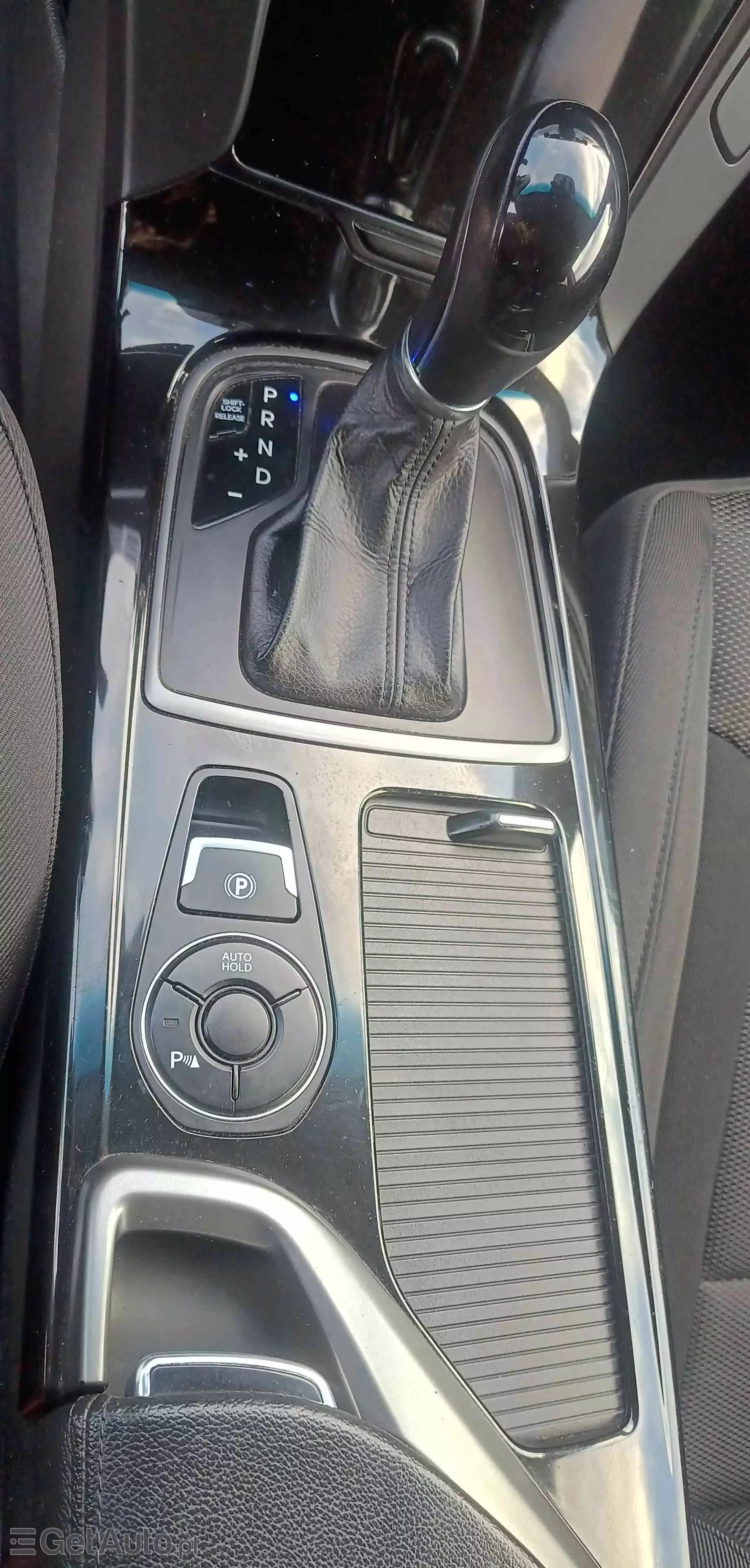 HYUNDAI I40 1.7 CRDi BlueDrive Business DCT