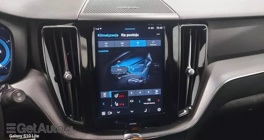 VOLVO XC 60 B4 D Plus Dark