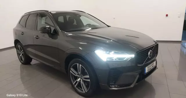 VOLVO XC 60 B4 D Plus Dark