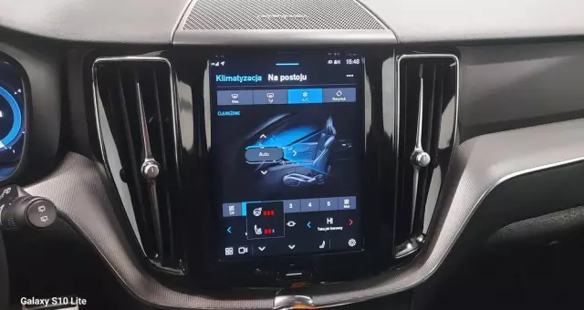 VOLVO XC 60 B4 D Plus Dark