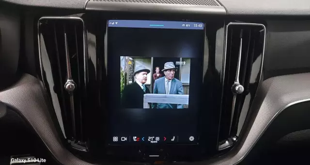 VOLVO XC 60 B4 D Plus Dark