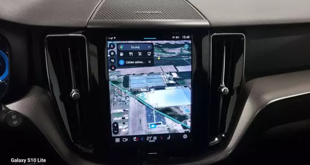 VOLVO XC 60 B4 D Plus Dark