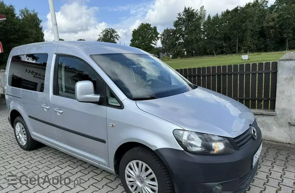 VOLKSWAGEN Caddy 