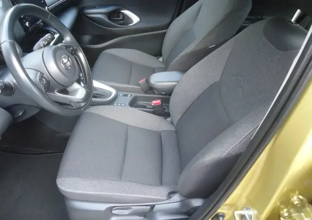 TOYOTA Yaris Cross Hybrid 1.5 Comfort