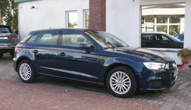 AUDI A3 