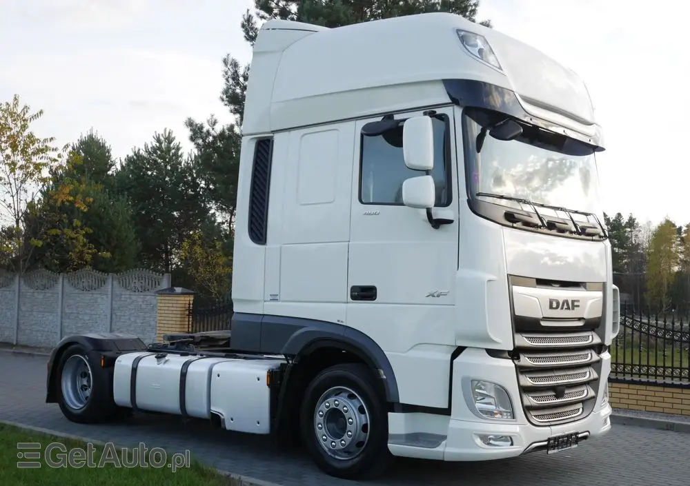DAF XF 106.480/ Low Deck/Mega 