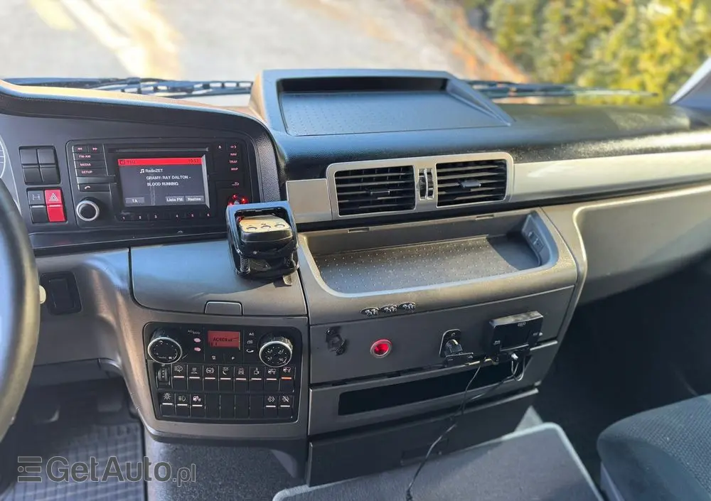 MAN MAN TGM 18.290/ IZOTERMA / OTWIERANY BOK/ /WINDA / 19 EUROPALET/ NISKI PRZEBIEG /SYPIALKA /ACC/EURO6 