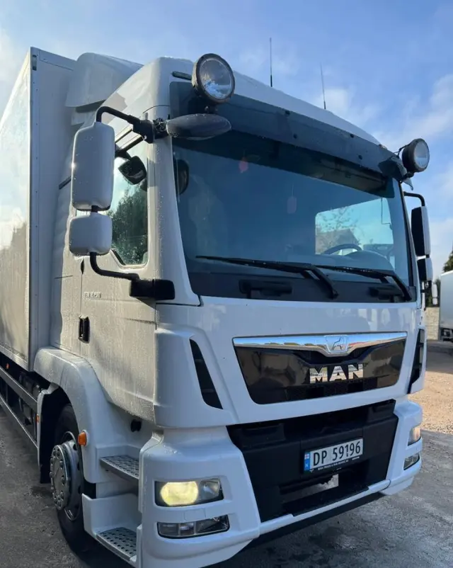 MAN MAN TGM 18.290/ IZOTERMA / OTWIERANY BOK/ /WINDA / 19 EUROPALET/ NISKI PRZEBIEG /SYPIALKA /ACC/EURO6 