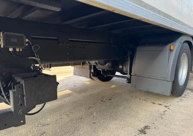 MAN MAN TGM 18.290/ IZOTERMA / OTWIERANY BOK/ /WINDA / 19 EUROPALET/ NISKI PRZEBIEG /SYPIALKA /ACC/EURO6 