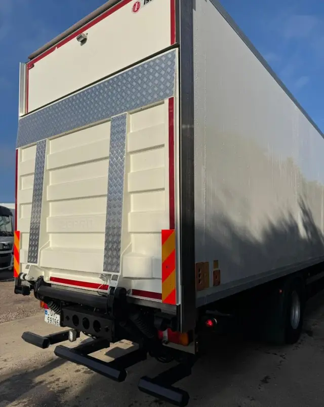 MAN MAN TGM 18.290/ IZOTERMA / OTWIERANY BOK/ /WINDA / 19 EUROPALET/ NISKI PRZEBIEG /SYPIALKA /ACC/EURO6 