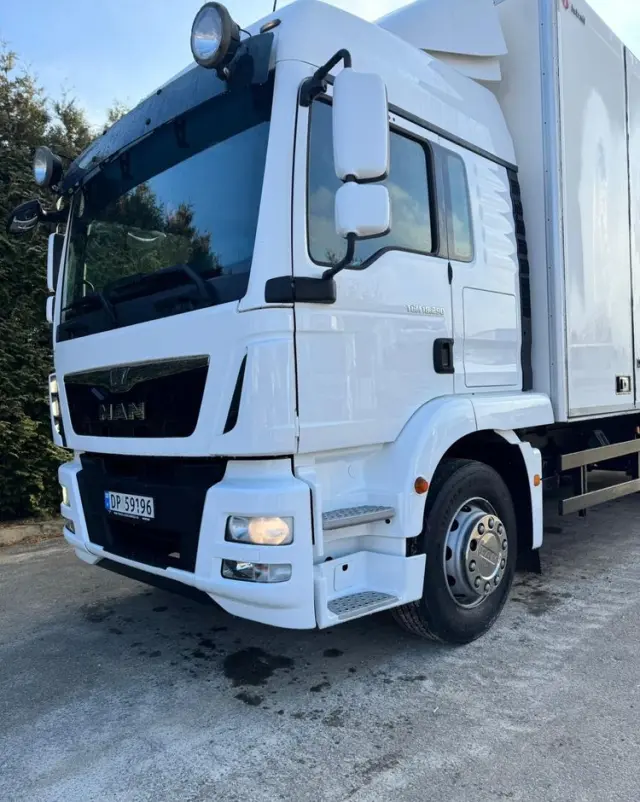 MAN MAN TGM 18.290/ IZOTERMA / OTWIERANY BOK/ /WINDA / 19 EUROPALET/ NISKI PRZEBIEG /SYPIALKA /ACC/EURO6 