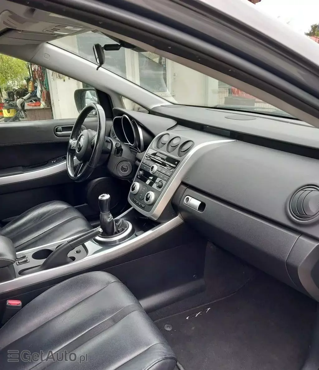 MAZDA Cx-7 