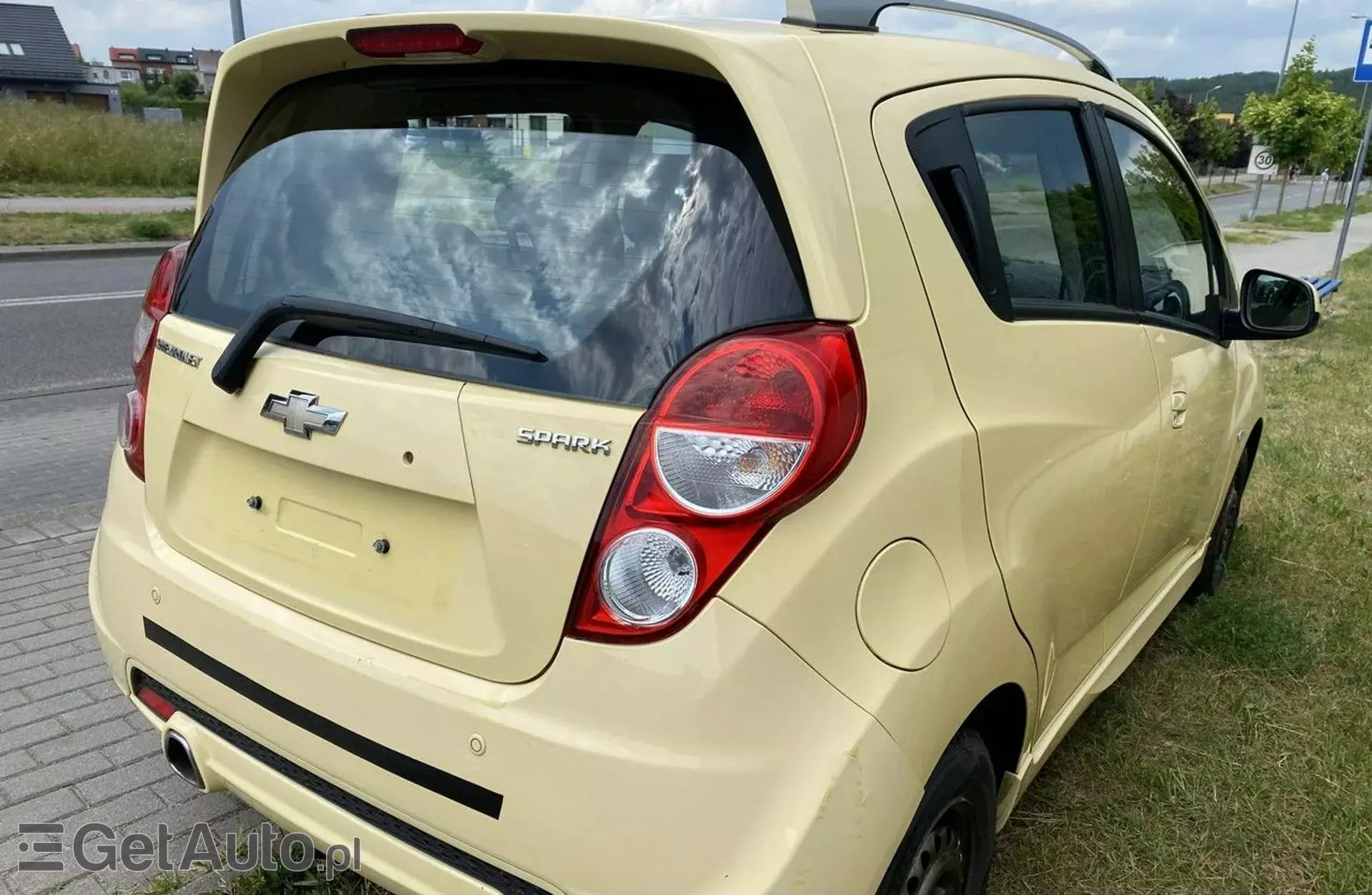 CHEVROLET Spark 