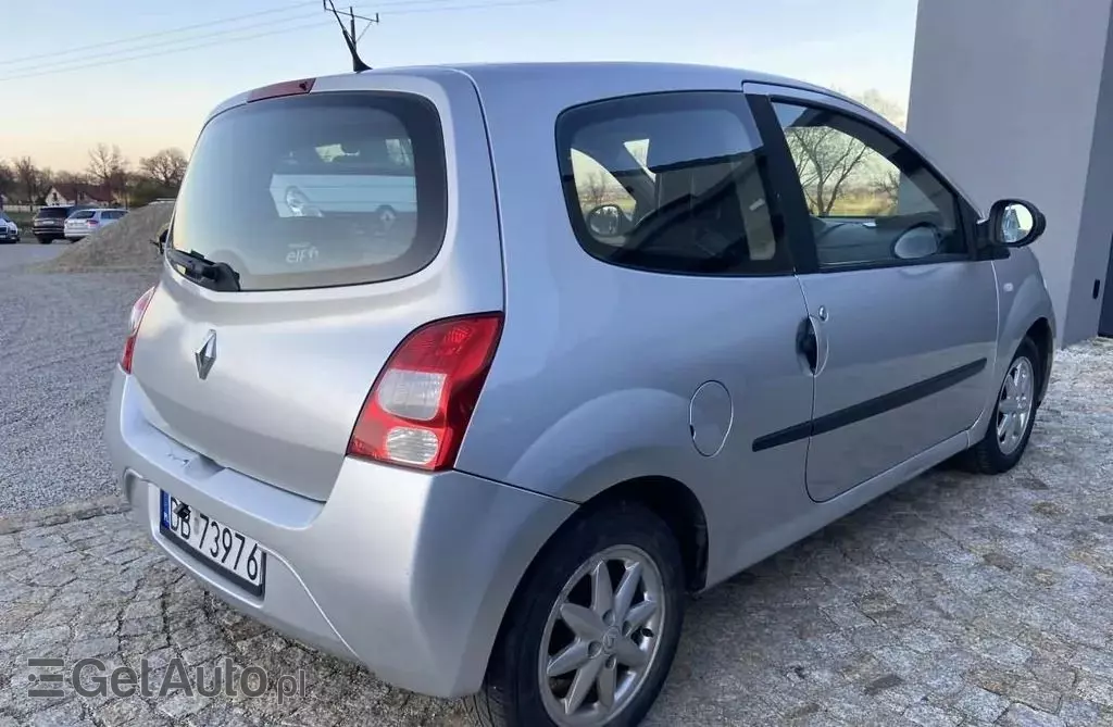 RENAULT Twingo 