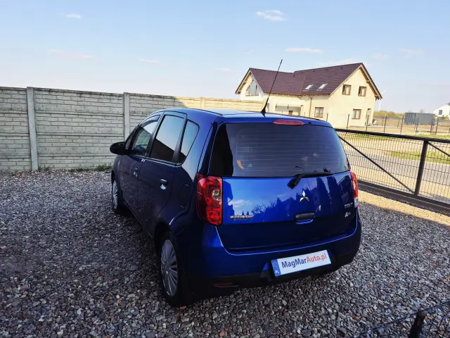 MITSUBISHI Colt Inform