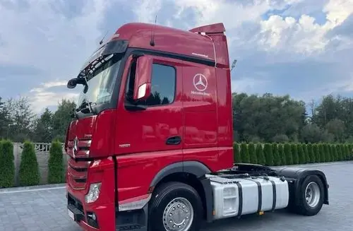 MERCEDES-BENZ Actros 