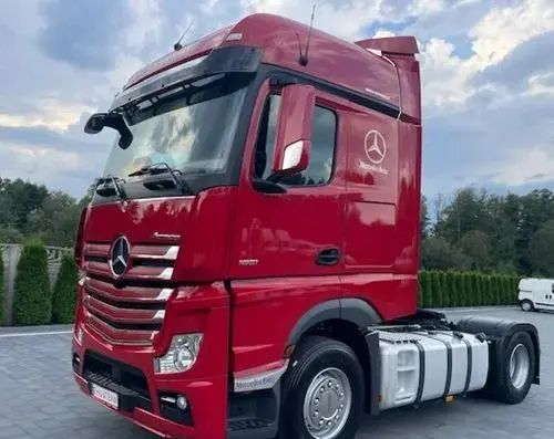 MERCEDES-BENZ Actros 