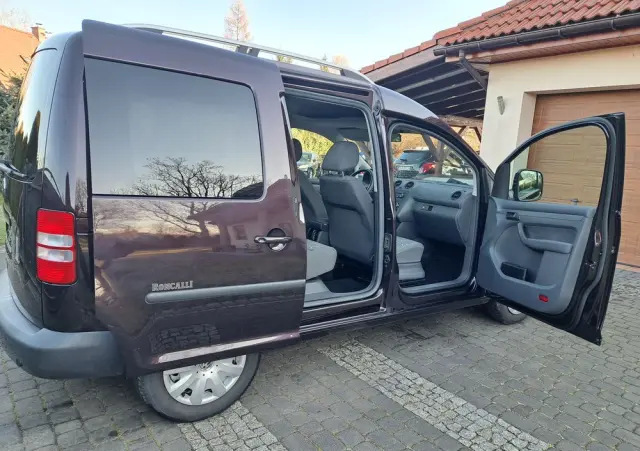 VOLKSWAGEN Caddy 1.2 (5-Si.) Trendline Roncalli
