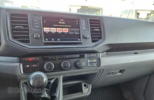 VOLKSWAGEN Crafter 