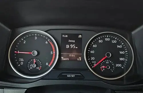 VOLKSWAGEN Crafter 