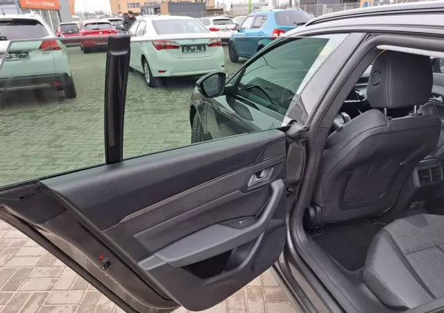 PEUGEOT 508 1.5 BlueHDi Allure S&S EAT8