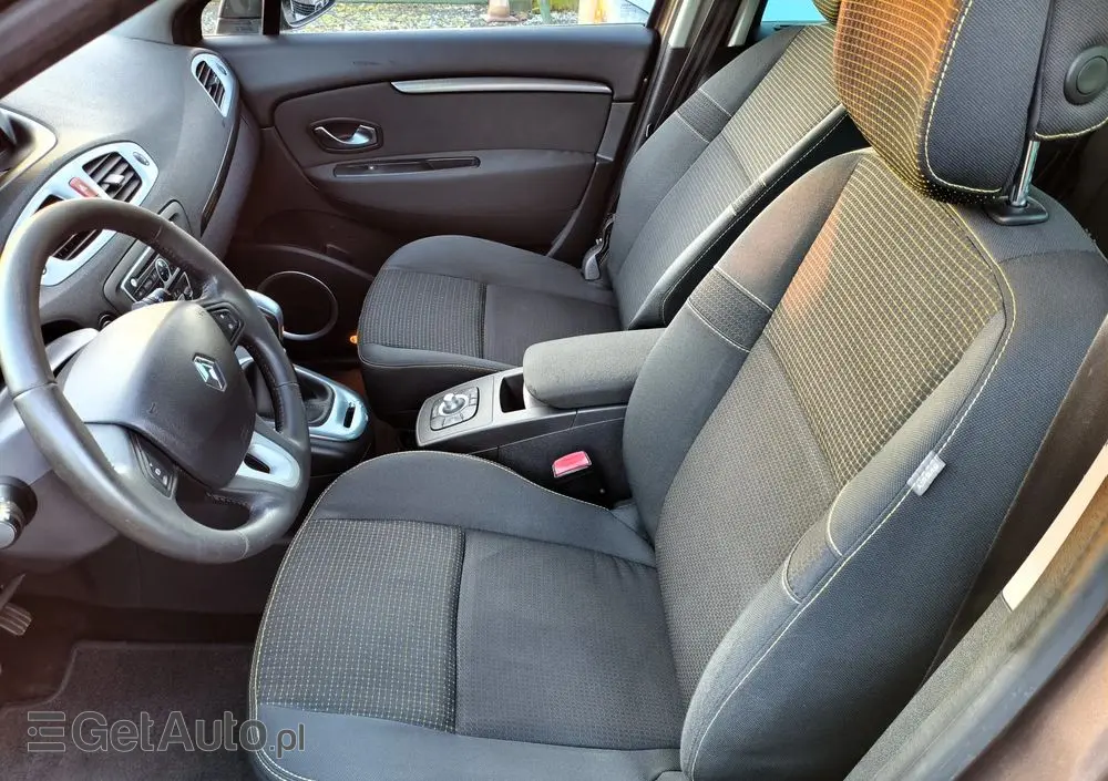 RENAULT Scenic 2.0 16V 140 CVT Dynamique