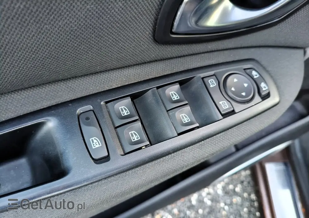 RENAULT Scenic 2.0 16V 140 CVT Dynamique