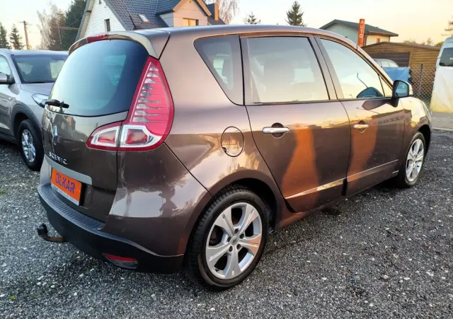 RENAULT Scenic 2.0 16V 140 CVT Dynamique
