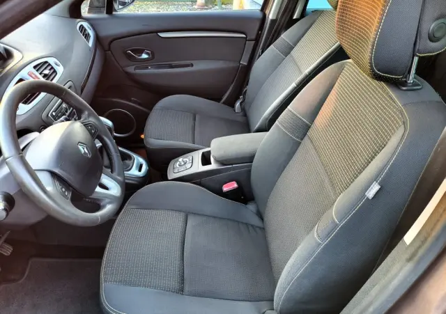 RENAULT Scenic 2.0 16V 140 CVT Dynamique