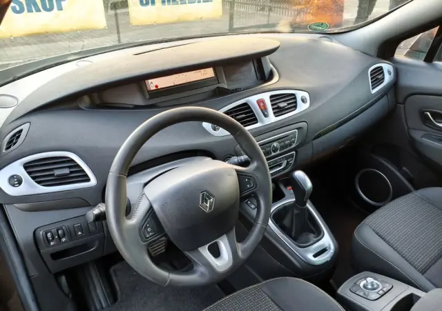 RENAULT Scenic 2.0 16V 140 CVT Dynamique