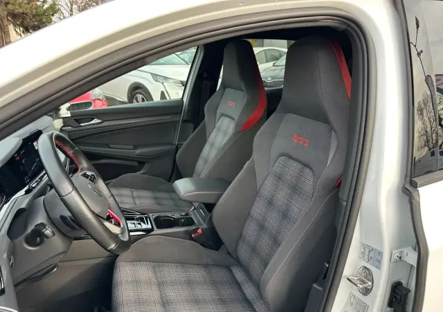 VOLKSWAGEN Golf 2.0 TSI OPF DSG GTI