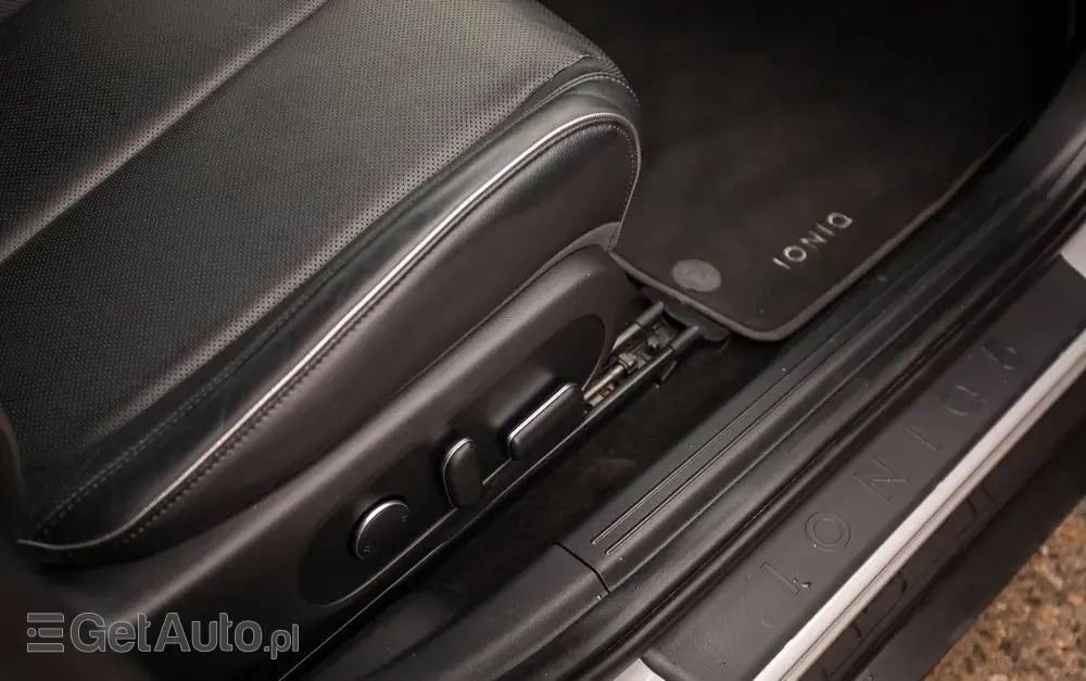 HYUNDAI IONIQ 5 72,6 kWh 4WD Dynamiq