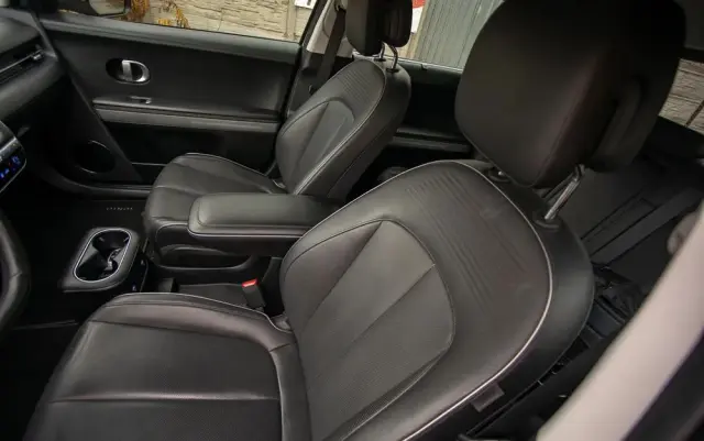 HYUNDAI IONIQ 5 72,6 kWh 4WD Dynamiq