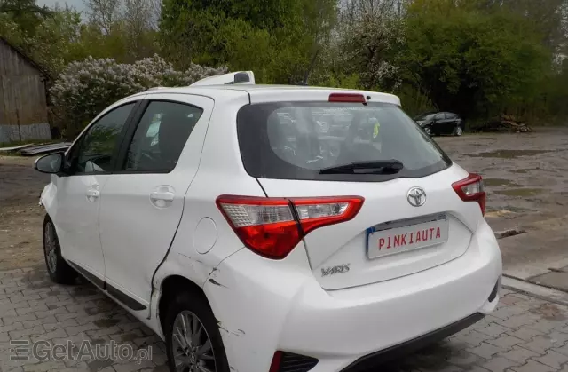 TOYOTA Yaris 