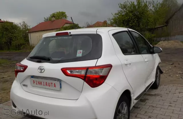 TOYOTA Yaris 