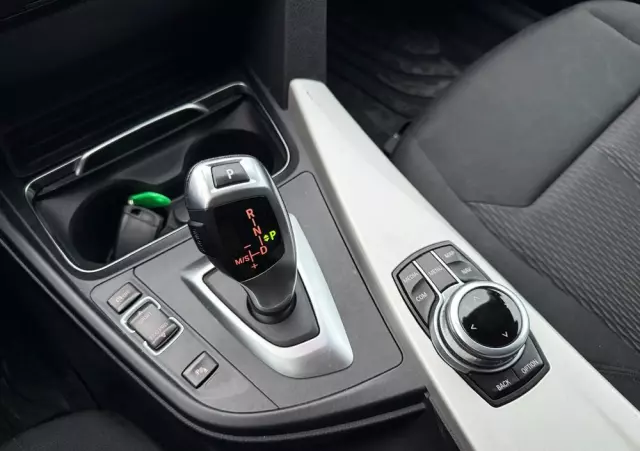 BMW 3GT 318d Advantage