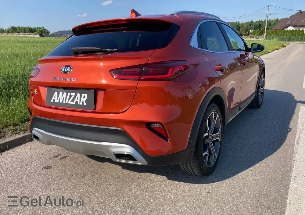 KIA XCeed 1.5 T-GDI Business Line DCT