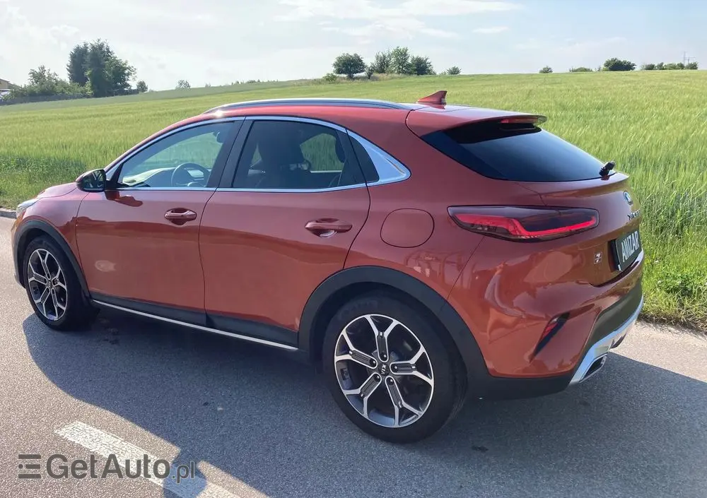 KIA XCeed 1.5 T-GDI Business Line DCT