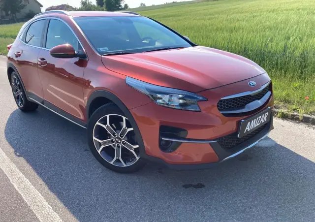 KIA XCeed 1.5 T-GDI Business Line DCT