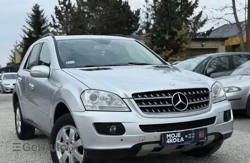 MERCEDES-BENZ ML 