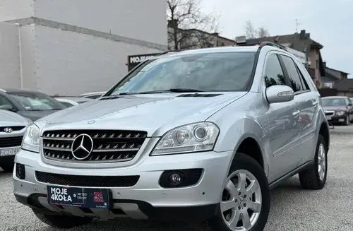 MERCEDES-BENZ ML 