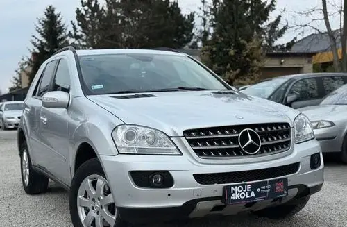 MERCEDES-BENZ ML 