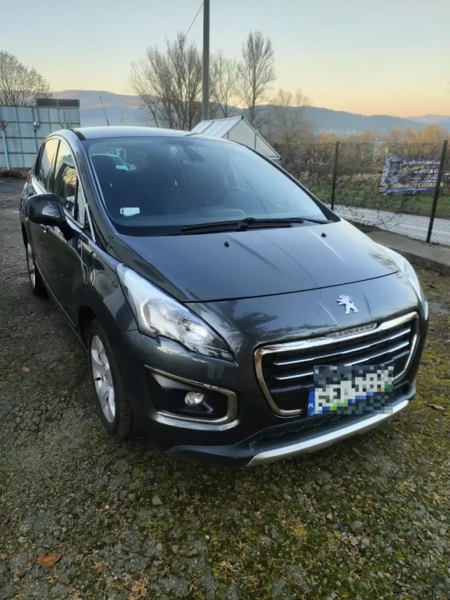 PEUGEOT 3008 