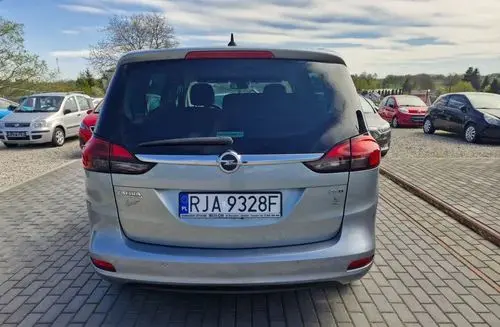 OPEL Zafira 