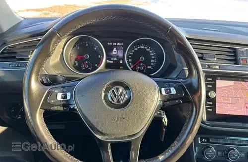 VOLKSWAGEN Taigun 