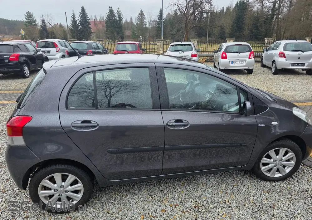 TOYOTA Yaris 1.33 VVT-i Life