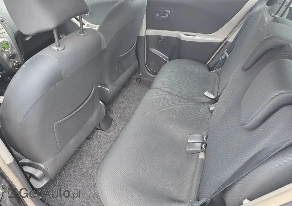 TOYOTA Yaris 1.33 VVT-i Life