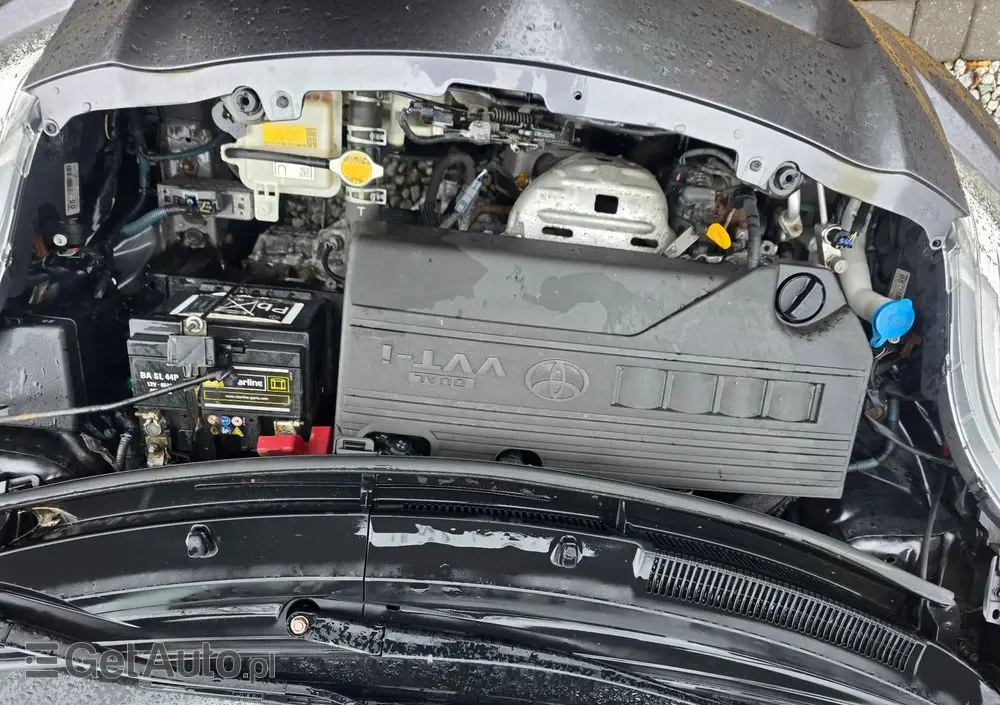 TOYOTA Yaris 1.33 VVT-i Life